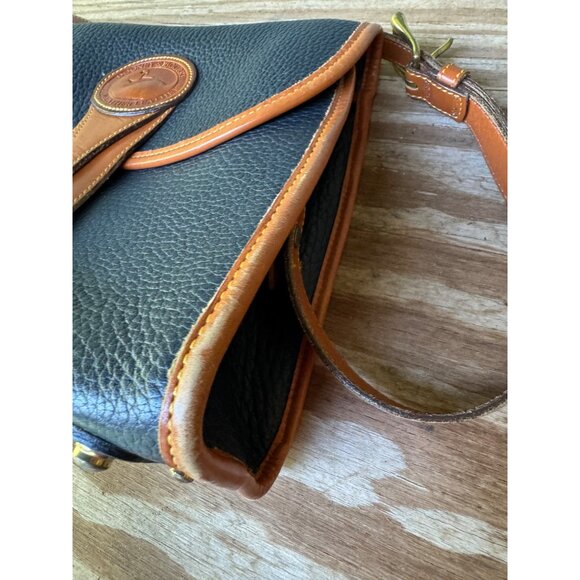 Vintage Dooney and Bourke Equestrian A6 Leather Crossbody Purse - Picture 3 of 16